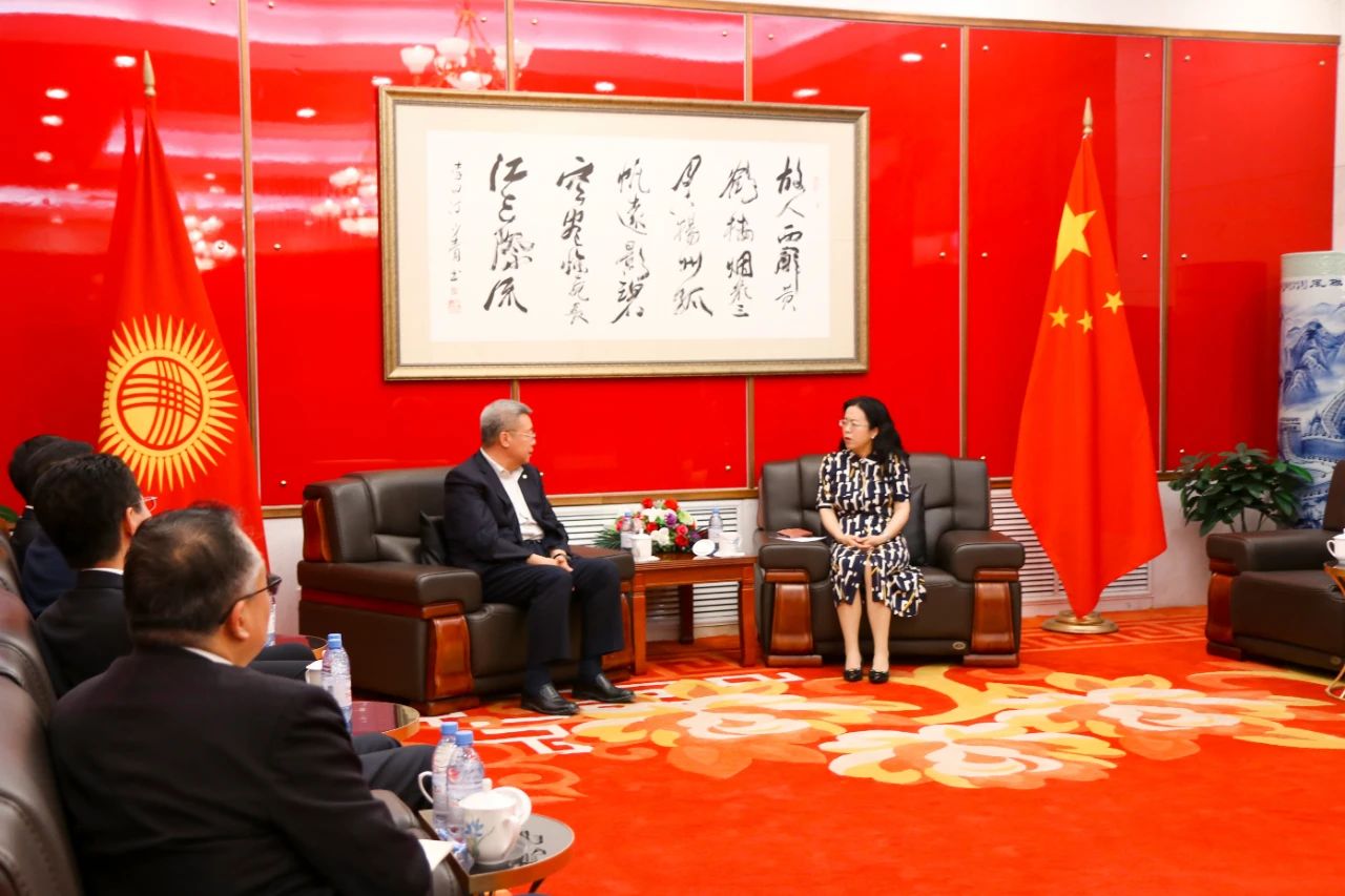 吉斯333.jpg 吉斯333.jpg