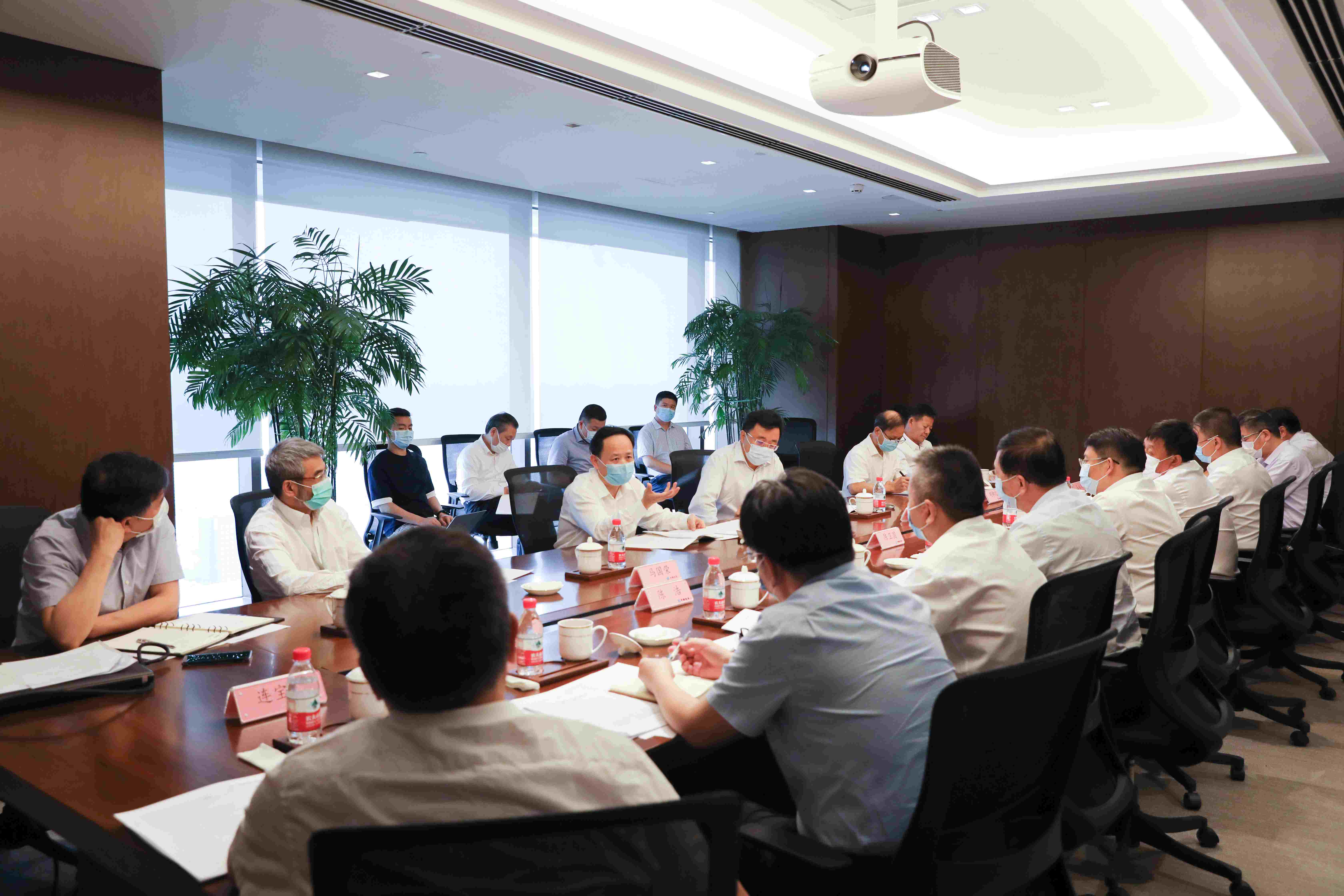 中建集团召开铁路业务专家座谈会