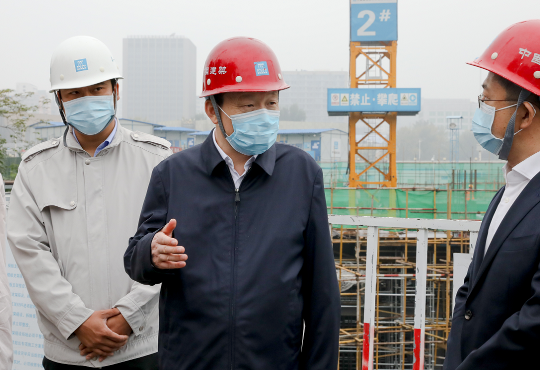 周乃翔、郑学选赴在京重点项目调研两节期间安全生产工作，看望慰问工程建设者