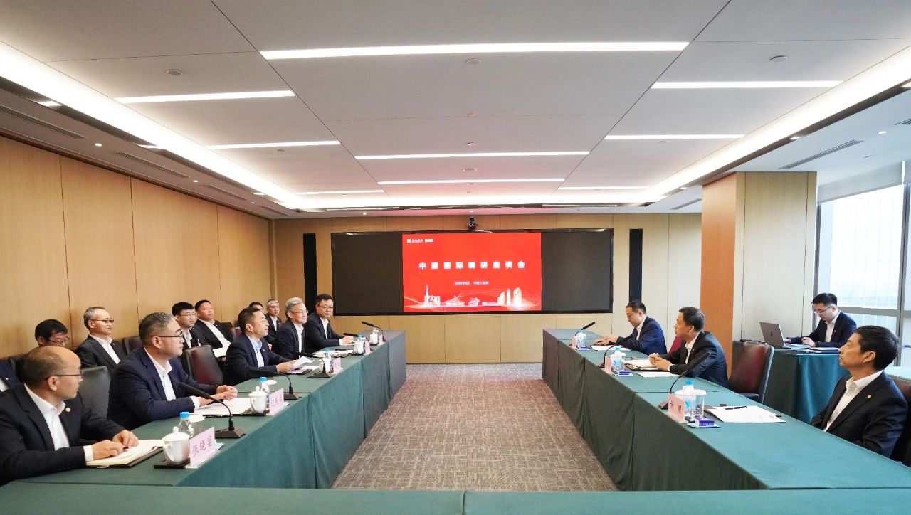 文兵赴江苏、上海调研子企业及重点项目