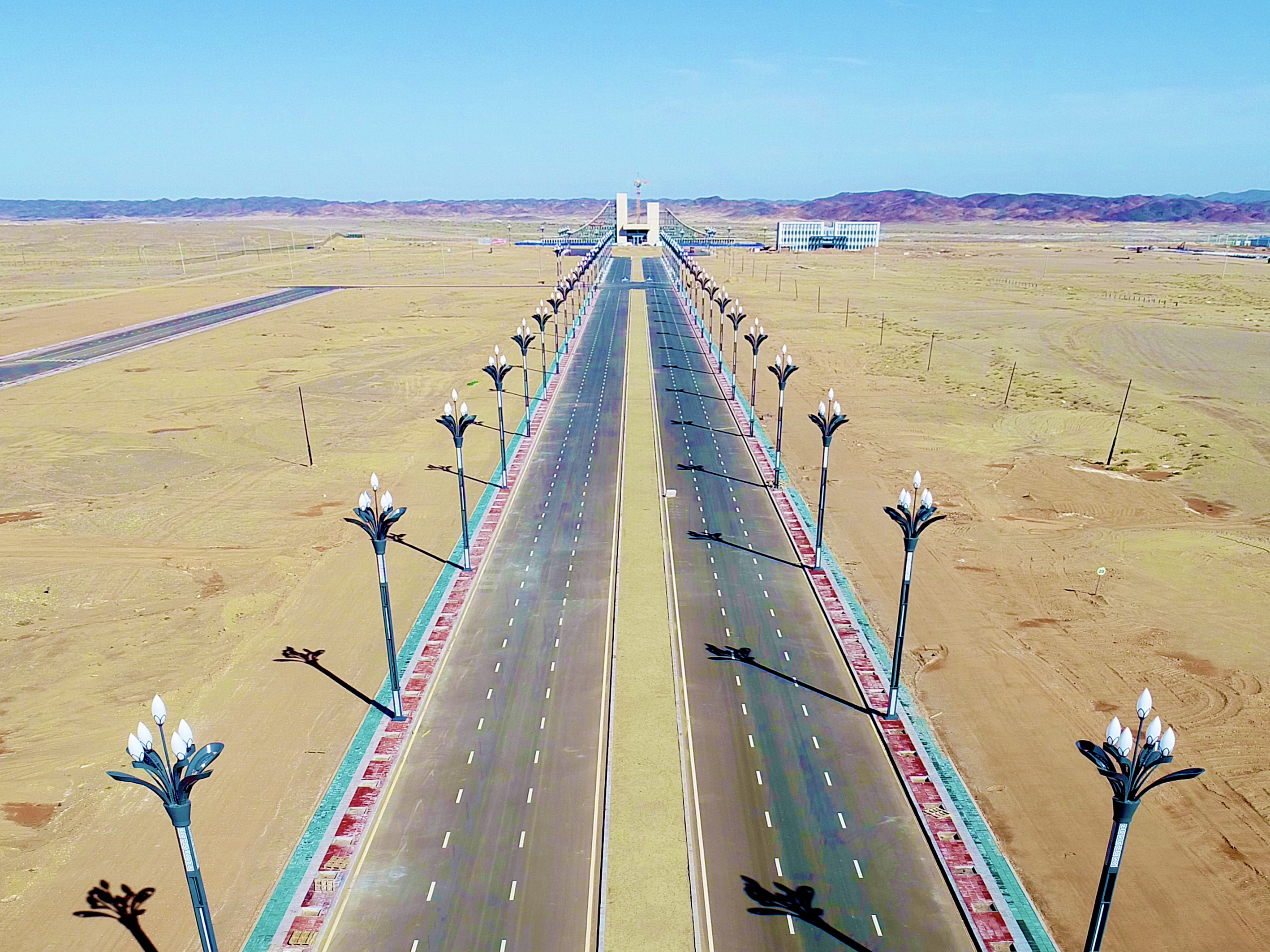 中建六局承建的内蒙古自治区乌力吉口岸市政基础设施项目竣工检验