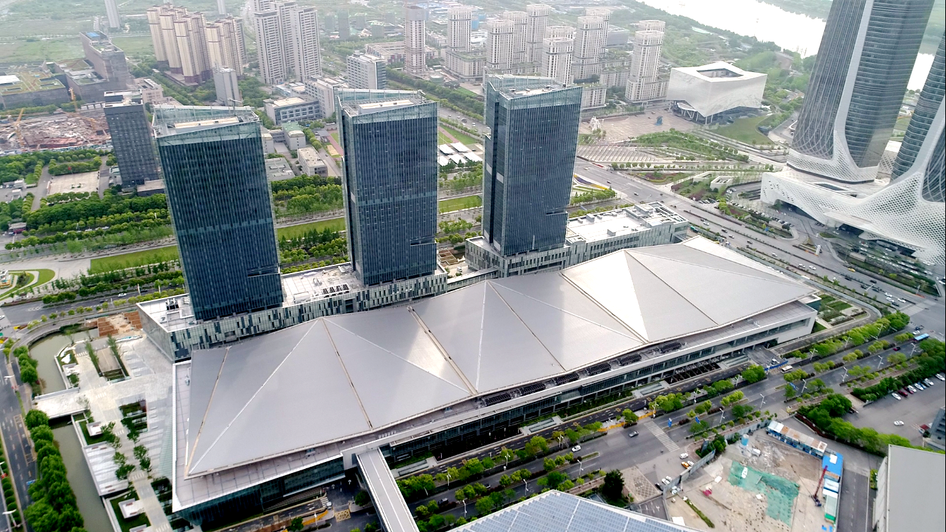 中建八局南京国际博览中心三期项目竣工