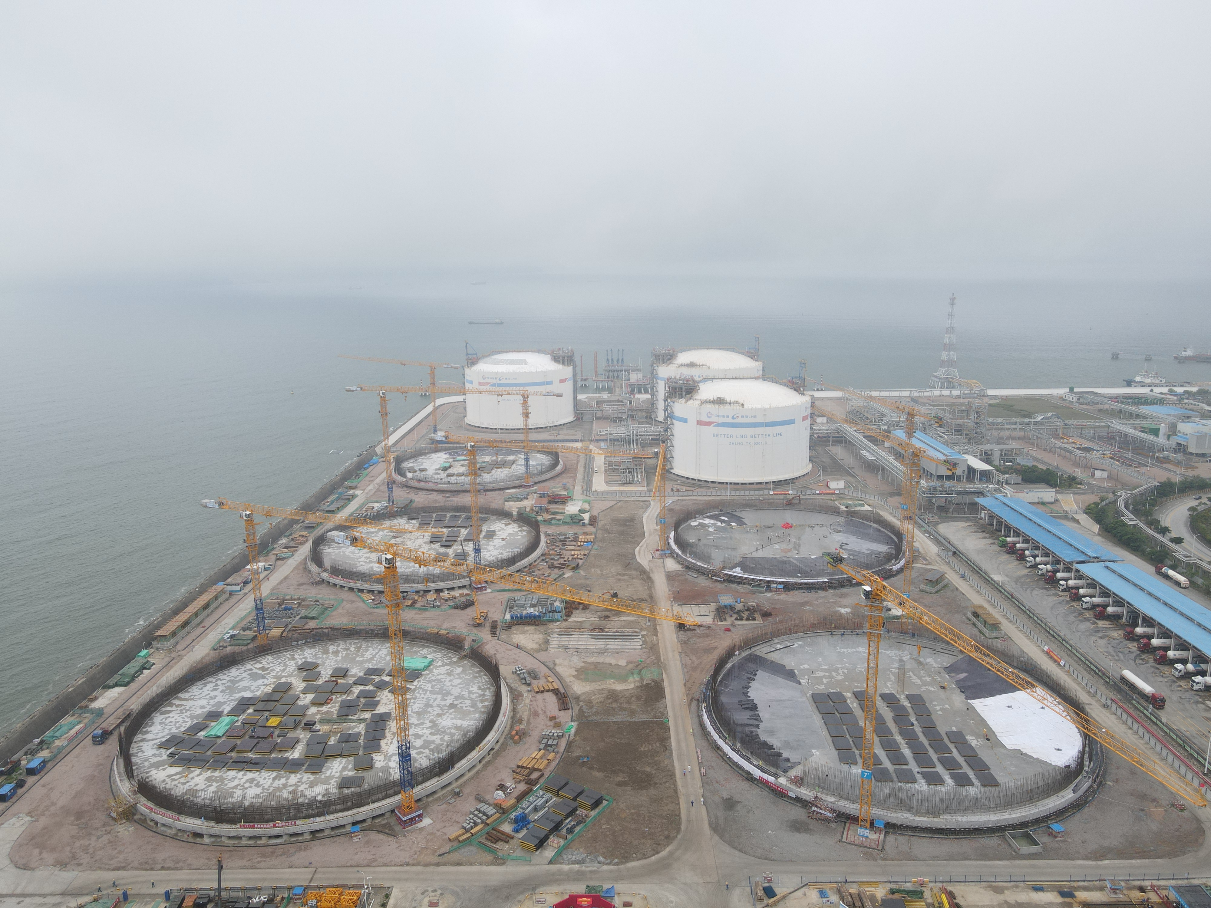 珠海LNG承台浇筑.jpg