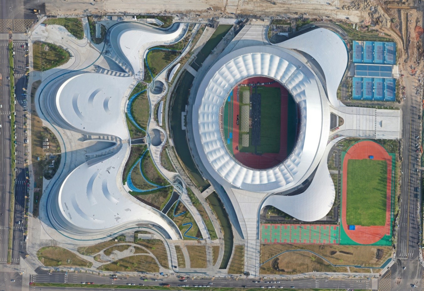 中建三局承建的四川省樂山市奧林匹克中心建設(shè)項(xiàng)目通過竣工驗(yàn)收