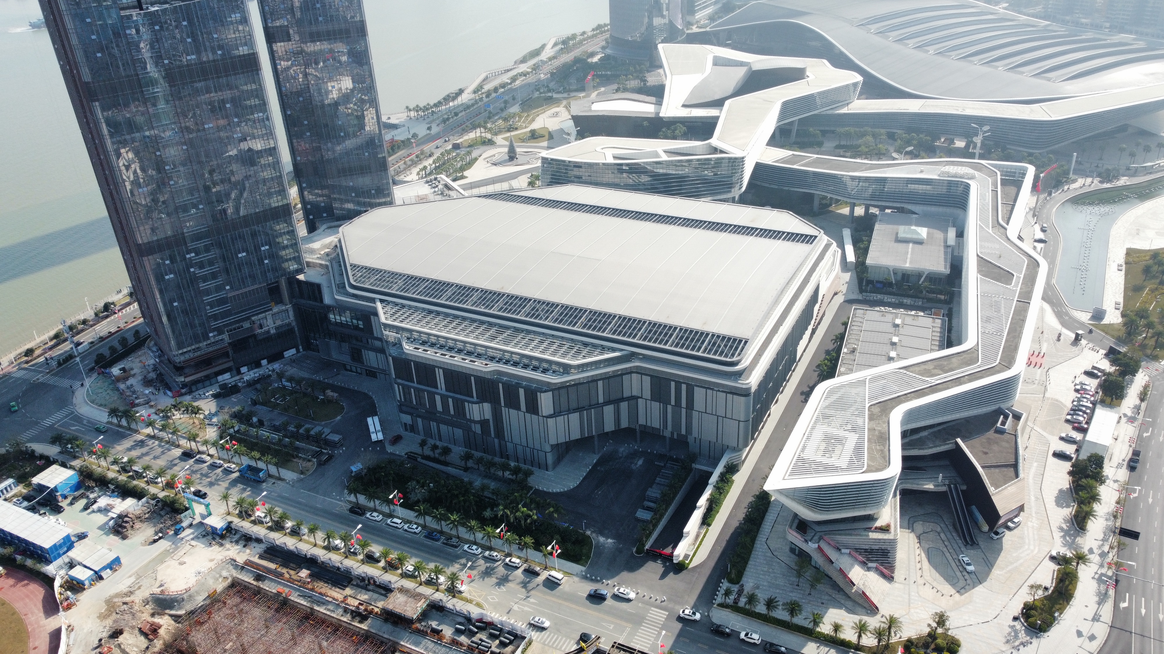 中建三局珠海世界会展中心（二期）二标段项目竣工