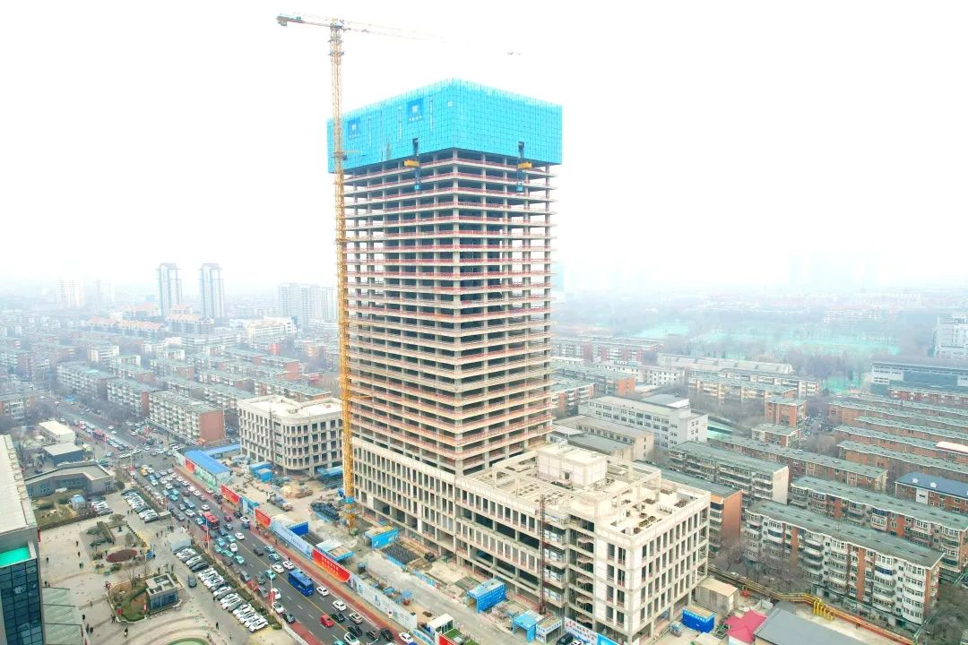 中建八局天津医科大学肿瘤医院南院项目迎来全面封顶