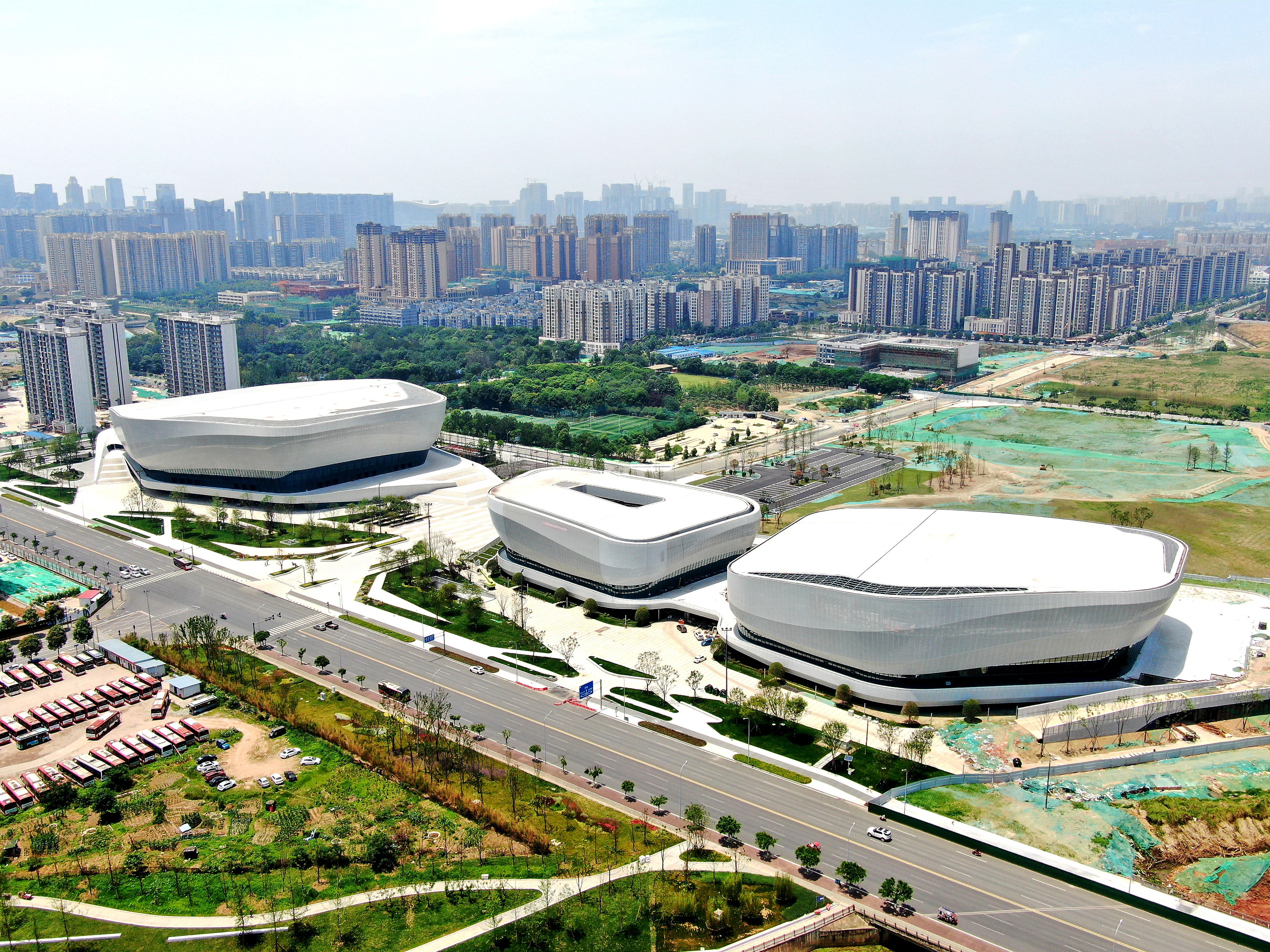 中建四局承建的成都高新區(qū)體育中心工程項目通過住建部綠色施工科技示范工程驗收