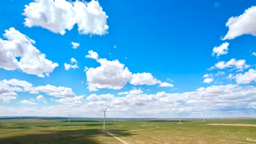 中建一局承建的内蒙古阿巴嘎旗30万千瓦风电项目60台风机悉数吊装完结