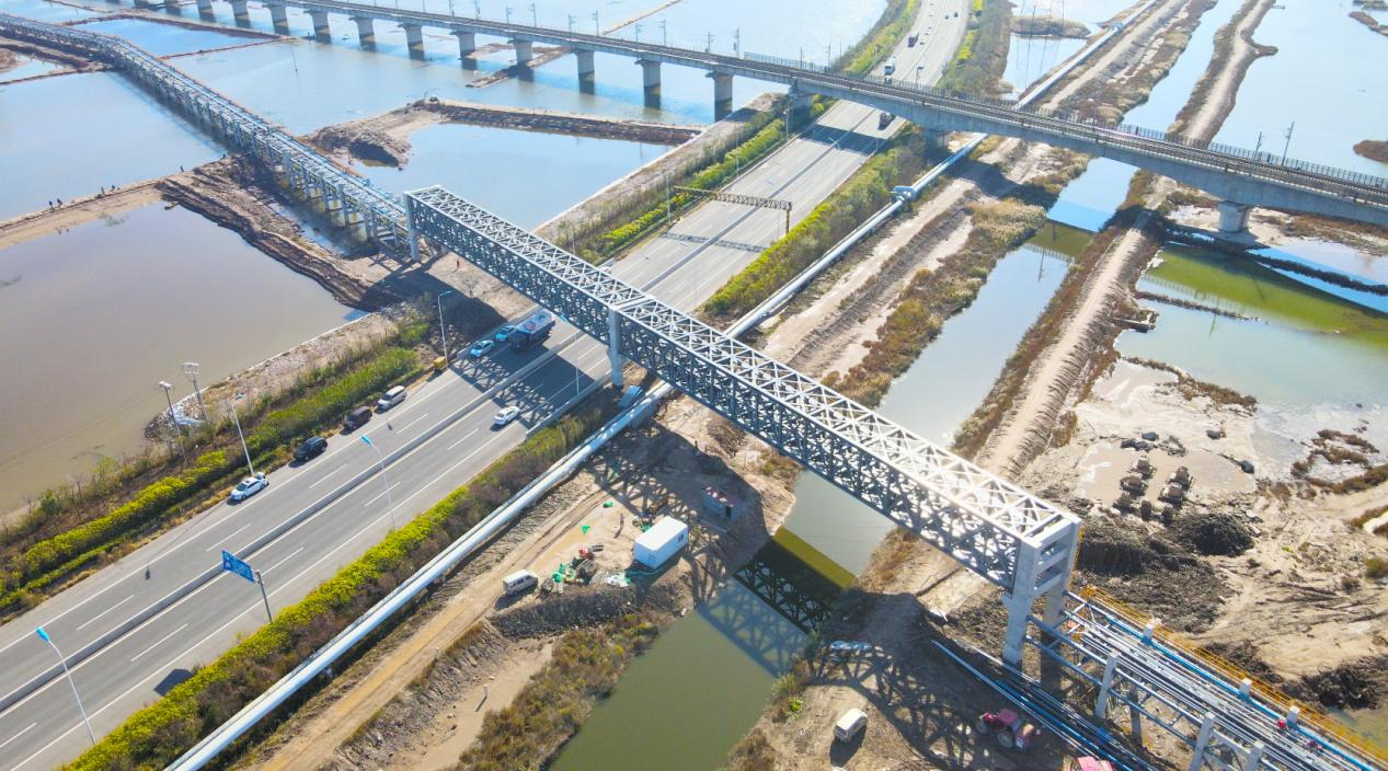 【中建安装投稿官网】中建安装承建的天津南港工业区石化管廊EPC一标段项目全面竣工.png
