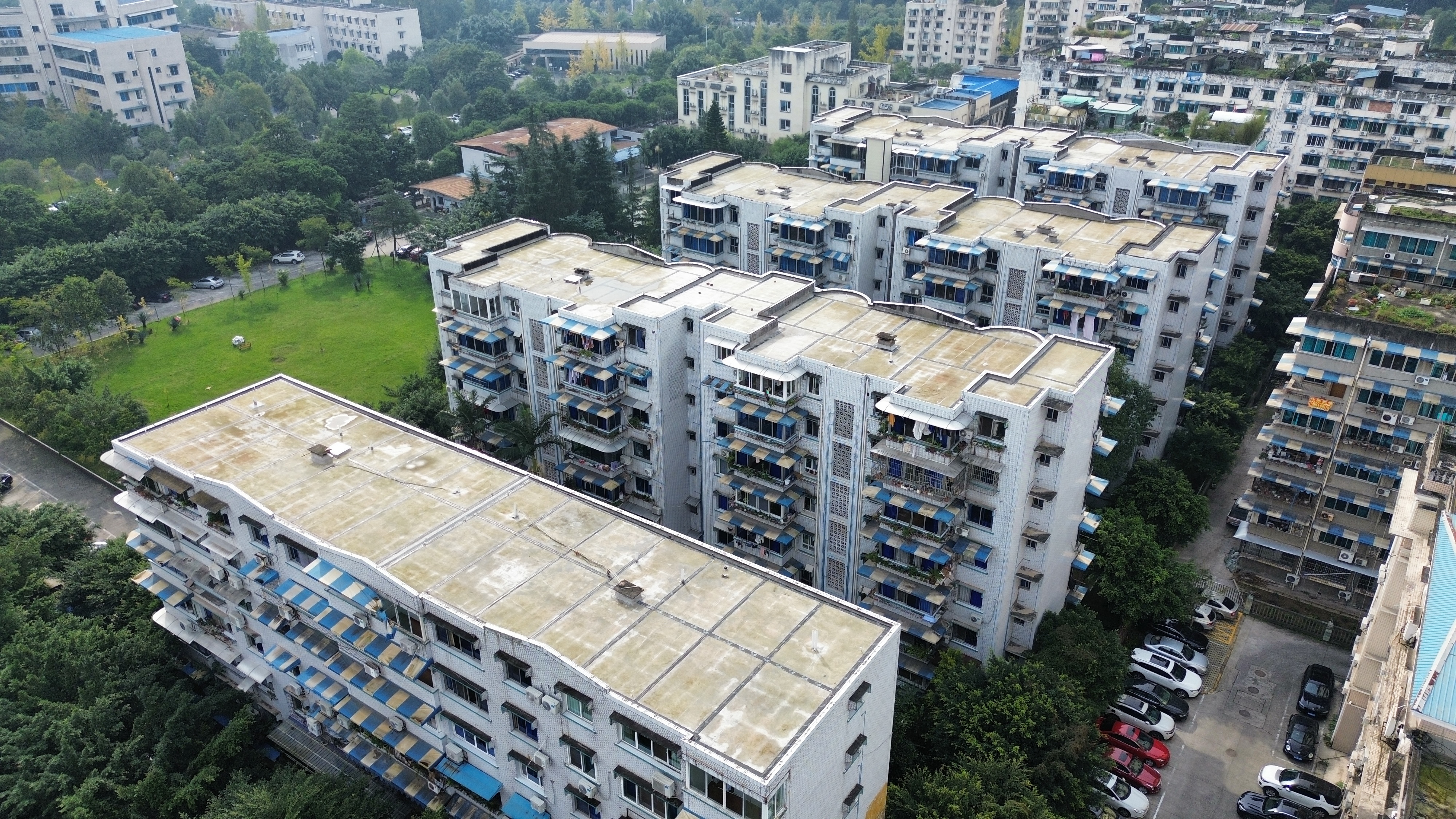 【中建安装投稿官网】中建安装承建的乐山市市中区2022年度城镇老旧小区改造项目完工.jpg