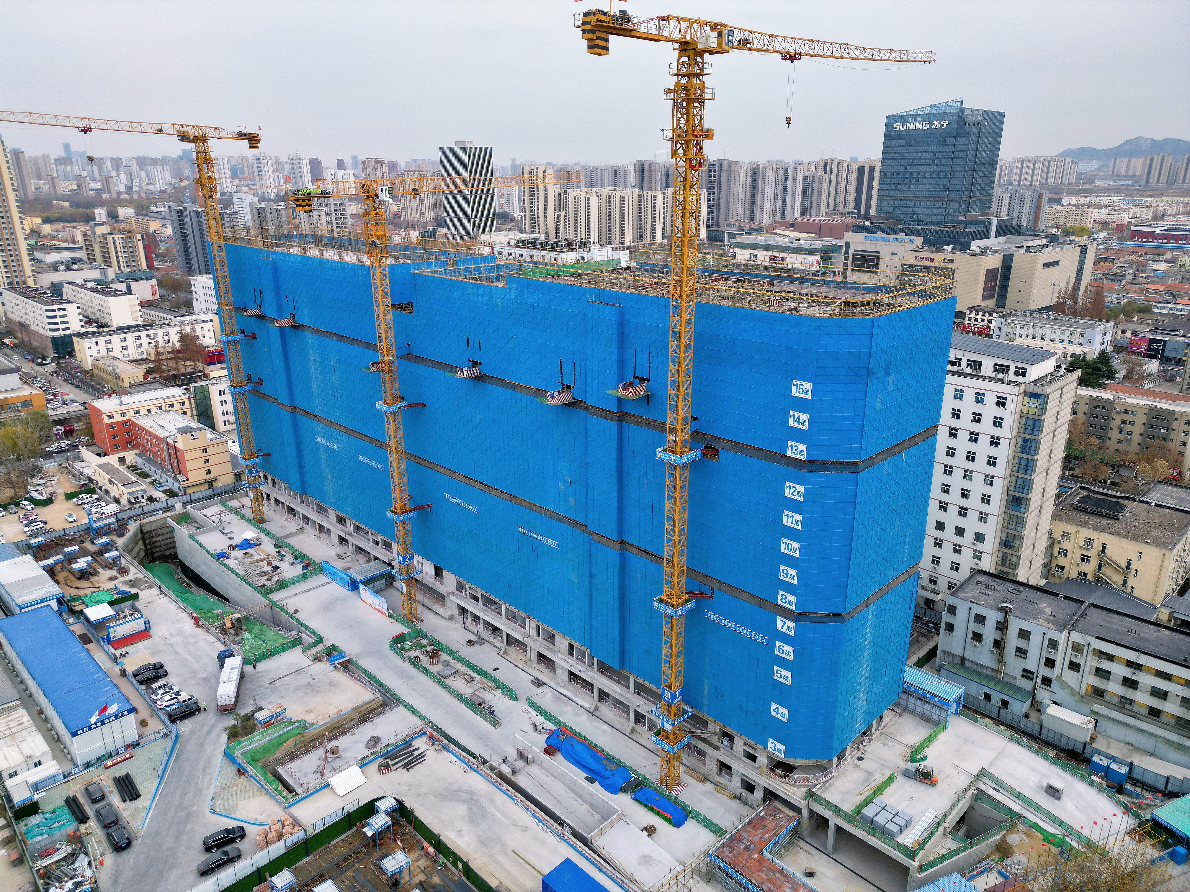 中建八局承建的山东省日照区域中医医疗中心项目封顶
