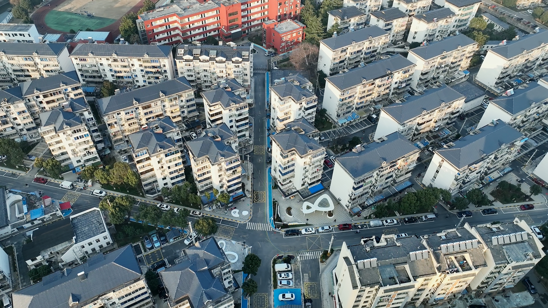 中建科工承建的無錫市梁溪區(qū)老舊小區(qū)改造二期工程項目順利竣工