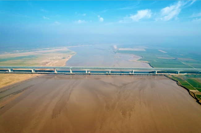 黄河444.png