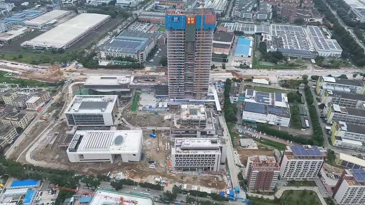 中建四局承建的廣東中山明陽集團(tuán)智慧能源總部基地主體結(jié)構(gòu)全面封頂