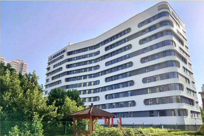 中建三局承建的咸陽彩虹醫(yī)院新住院部大樓啟用