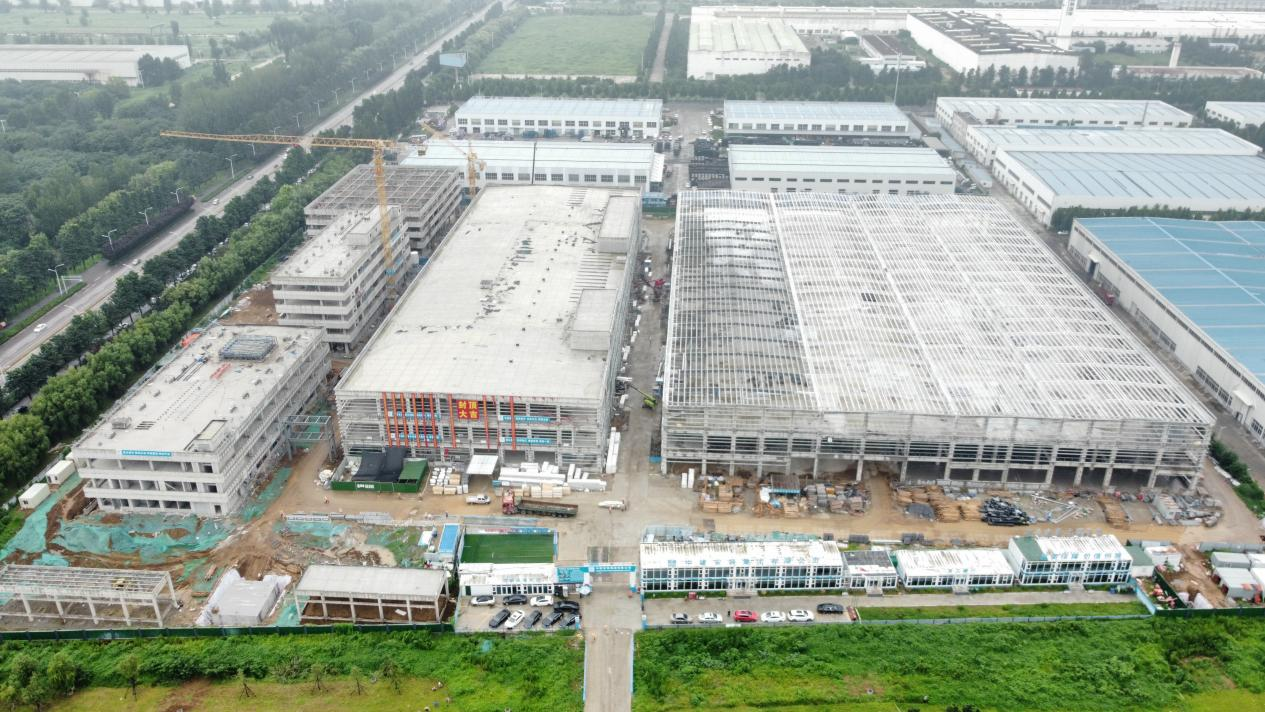 【中建安装投稿官网】中建安装承建的国内产能最大的工程型变频器项目全面封顶.png