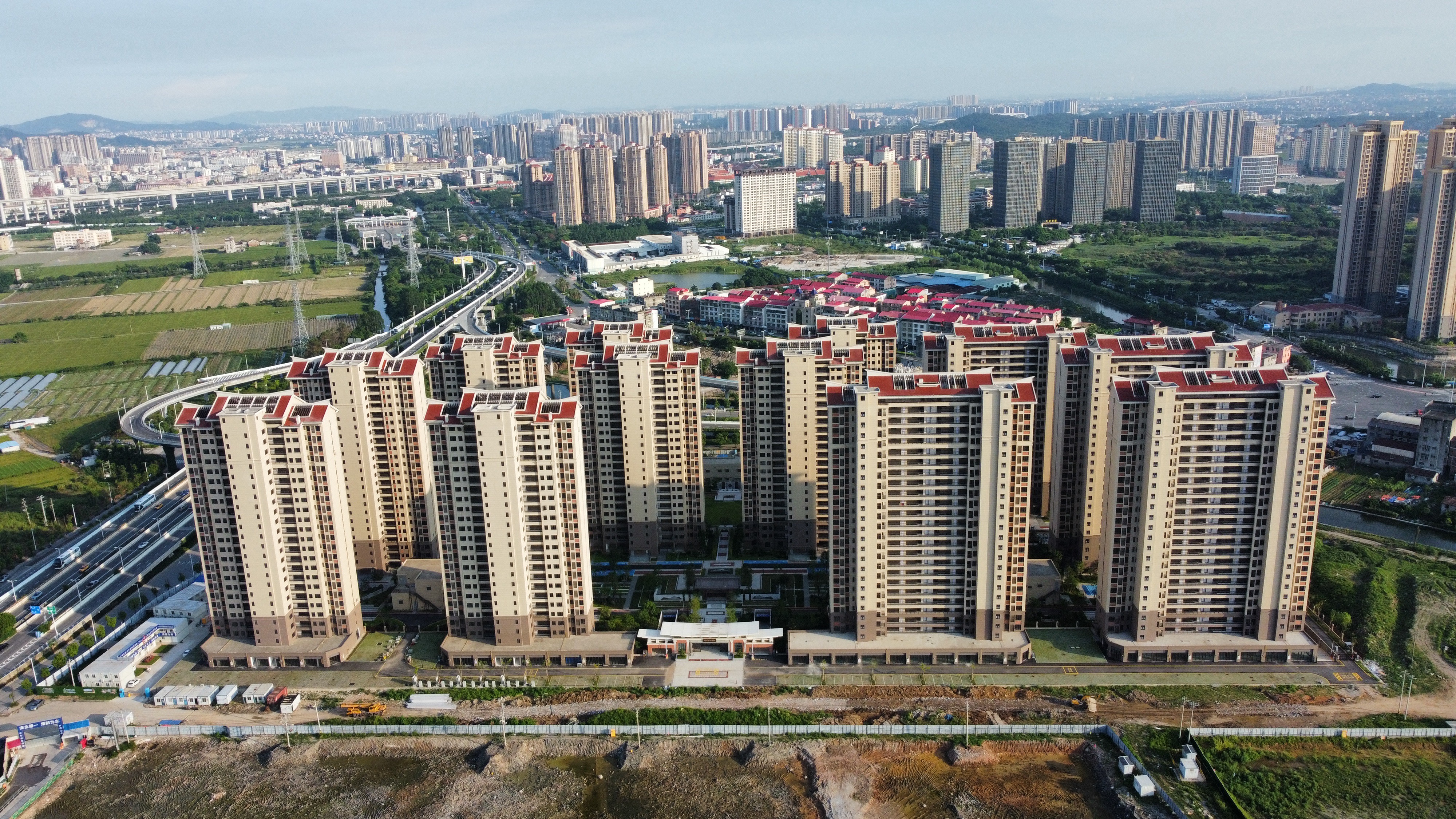 局微博投稿【工程动态】中建海峡新度片区棚改（一期）项目顺利通过联合竣工验收 (2).jpg