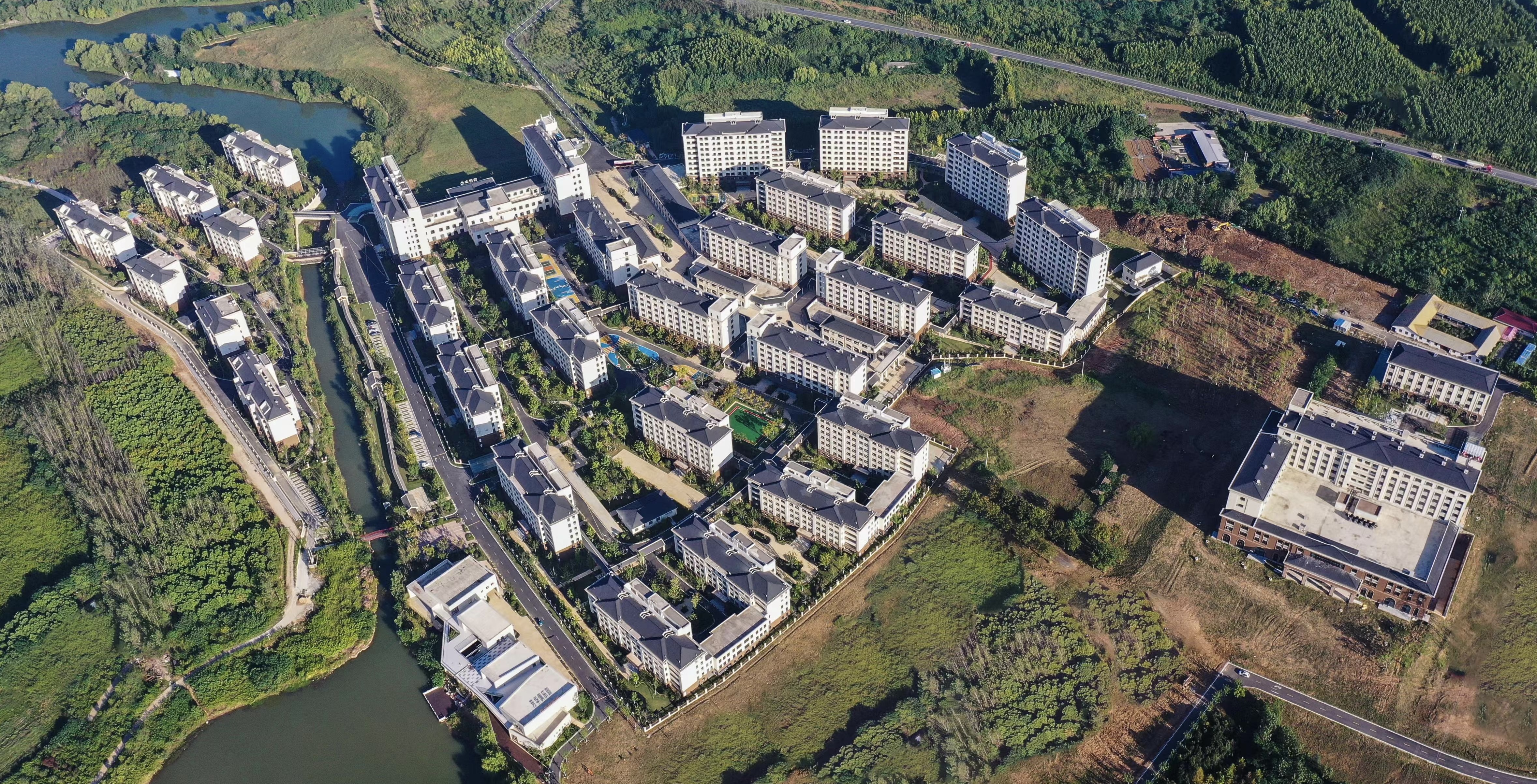 中建三局承建的安徽合肥幸福莊園·北城健康養(yǎng)生園項(xiàng)目投入使用