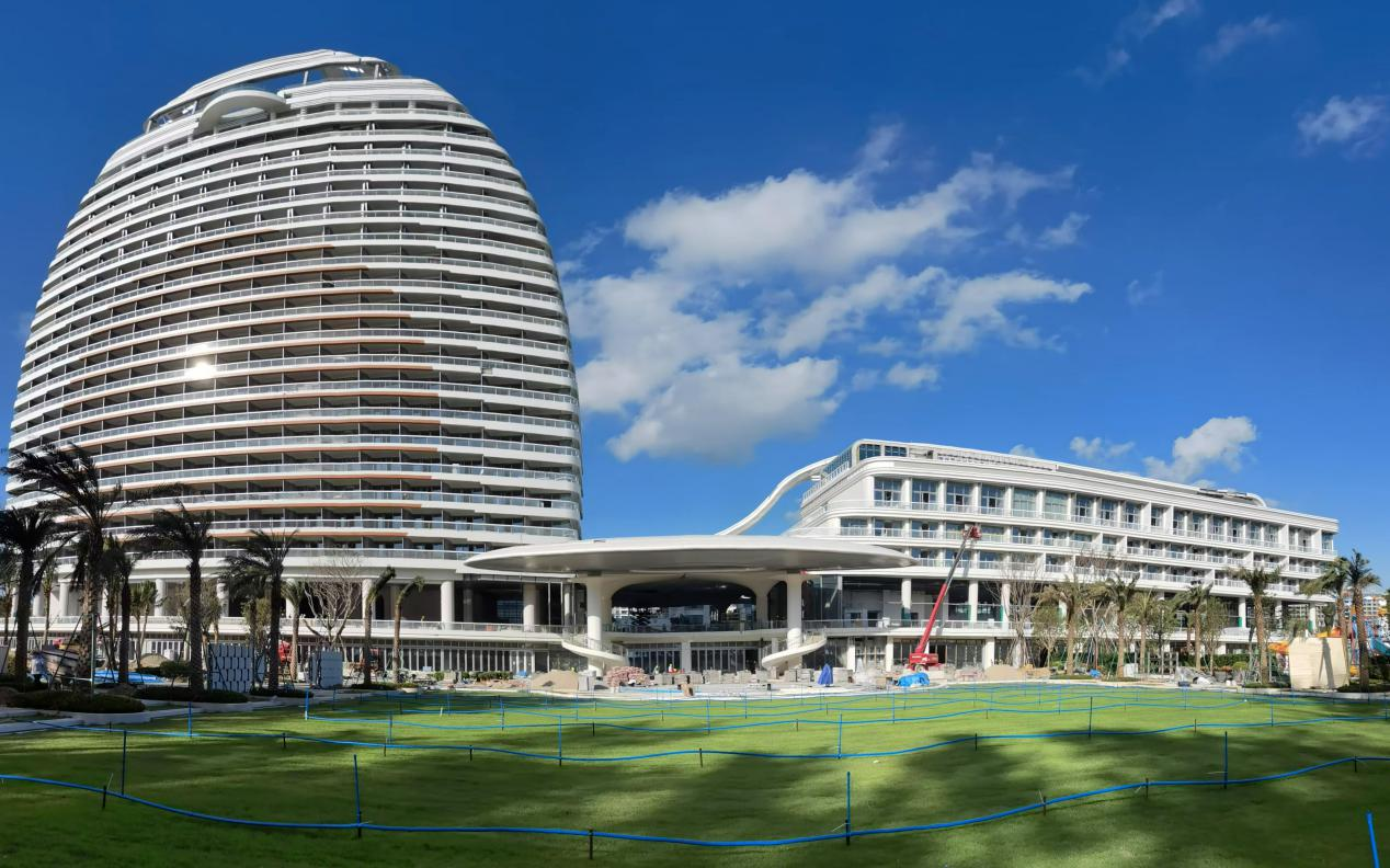 【中国建筑投稿官网】中建安装南方公司参建的海南三正·月酒店工程项目竣工.png