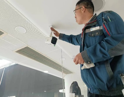 护航跳水世界杯	，中海物业以“好服务”显示服务硬实力