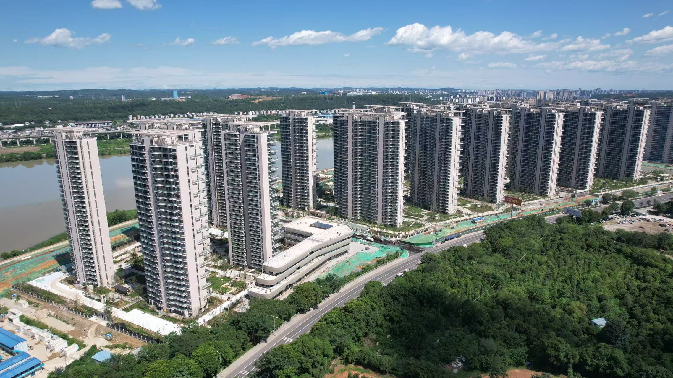 微信图片_20250901092400_3995_194.jpg