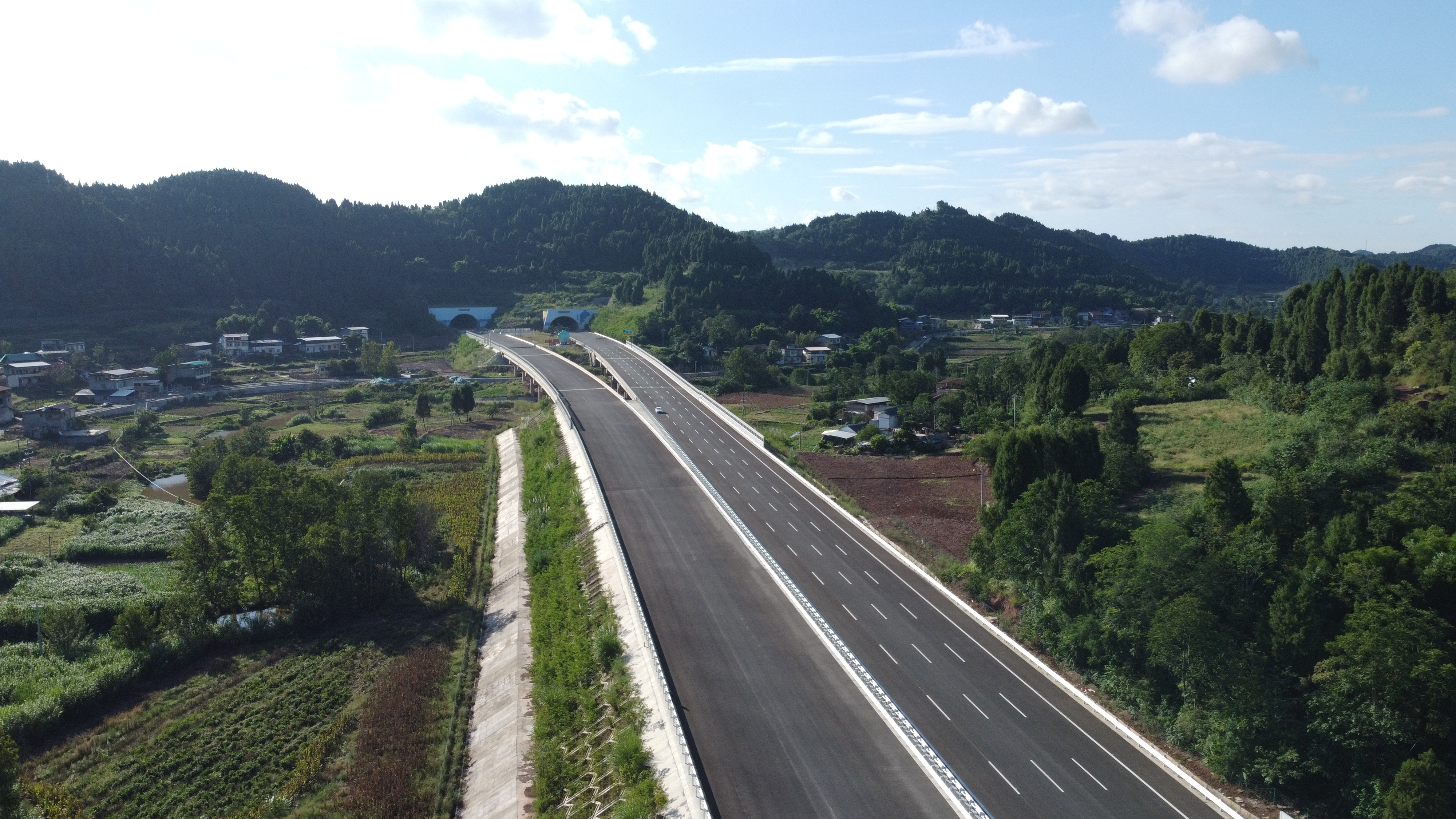 图片.jpg 图片.jpg