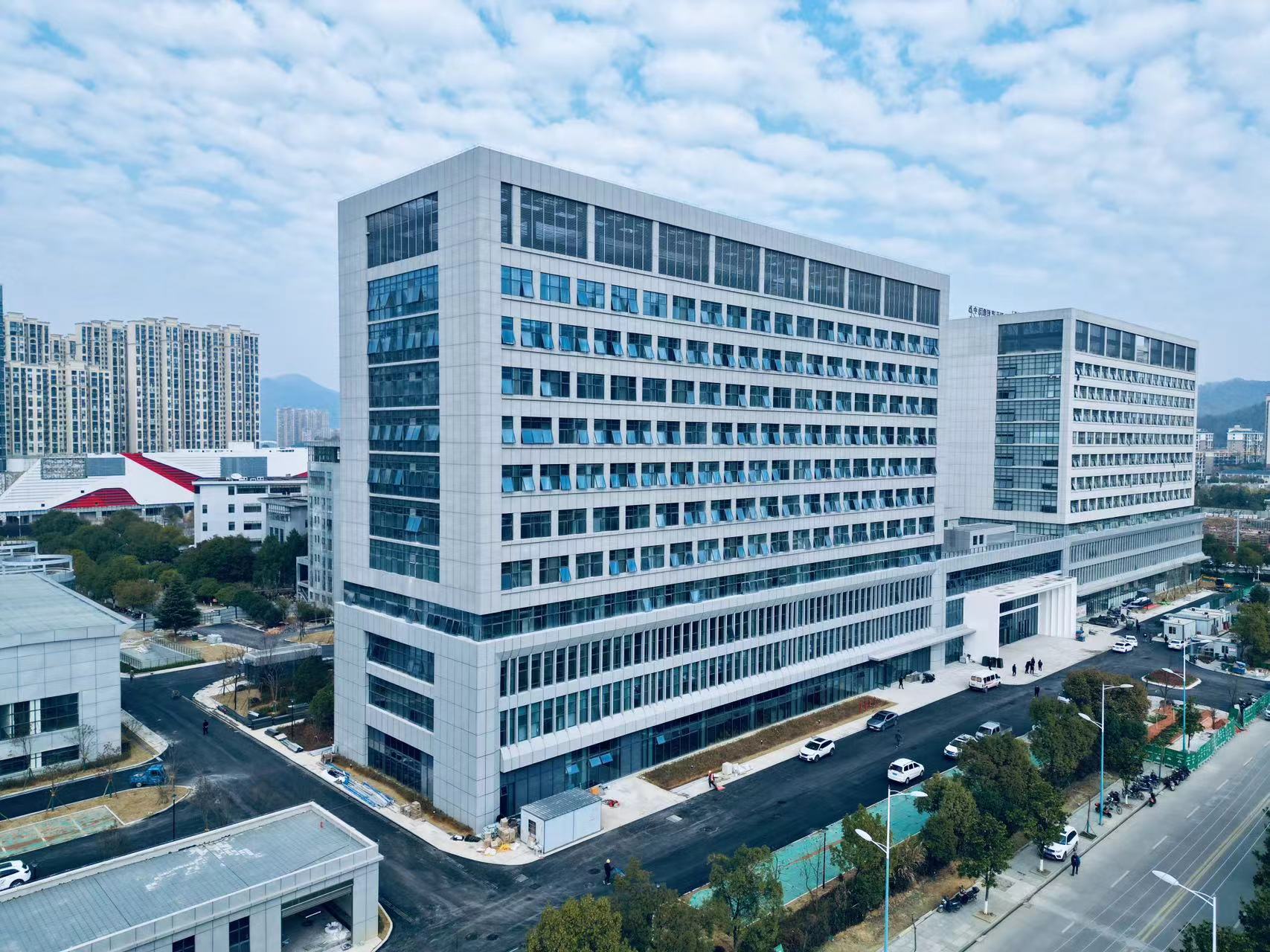 中建科工承建的江西省九江市修水县第一人民医院三期工程通过竣工验收