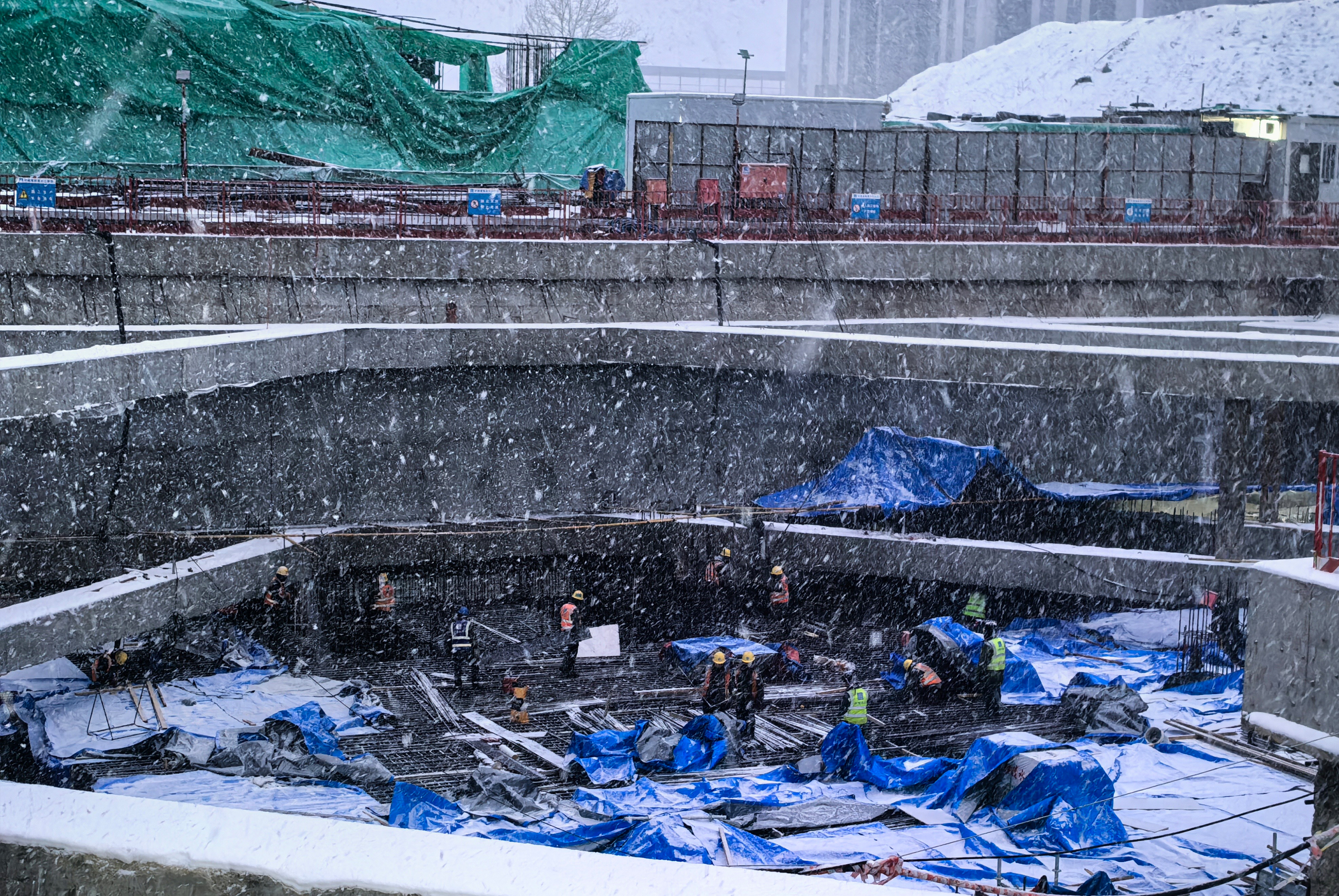 5.蒙古国马克塔项目浇筑现场3.jpg 5.蒙古国马克塔项目浇筑现场3.jpg