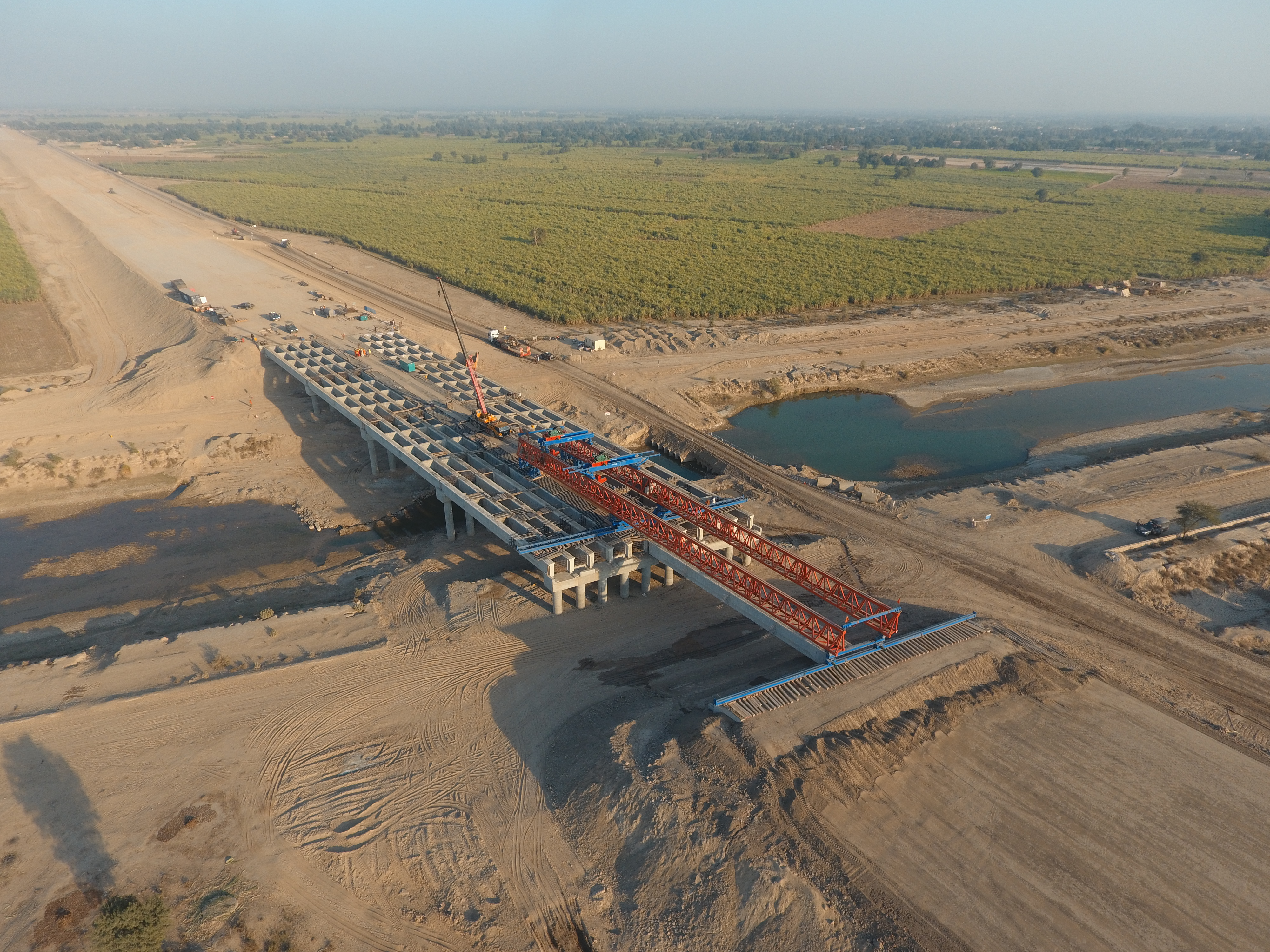 中建巴基斯坦PKM项目桥梁1.JPG